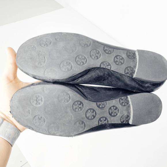 Tory Burch Reva Ballet Flat Black Nappa leather gold medallion logo womens 8 - Picture 4 of 9